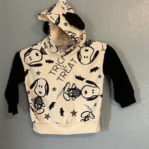 Peanuts Black and Cream Snoopy Trick or Treat Hoodie Sz 3T